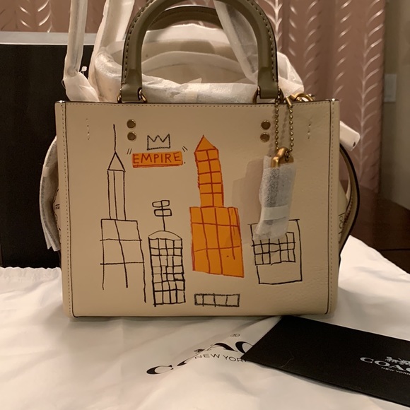 SOLD! COACH Leather X Jean-Michel Basquiat
Rogue 25 in Brass/lvory. - Picture 7 of 7